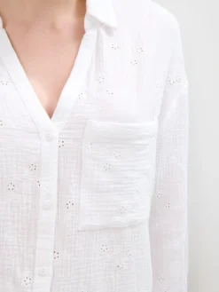 MOHITO Bawełniana biała koszula z haftem biau0142y Fashion