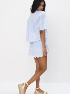 MOHITO Bawełniane szorty w paski bu0142u0119kitny Fashion