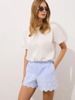 MOHITO Bawełniane szorty w paski bu0142u0119kitny Outlet