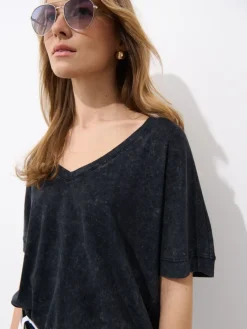 MOHITO Bawełniany t-shirt z efektem sprania czarny Online