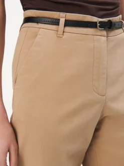 MOHITO Beżowe spodnie chino z paskiem bru0105zowy New