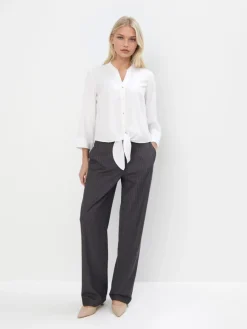 MOHITO Biała bluzka z lyocellu biau0142y Fashion