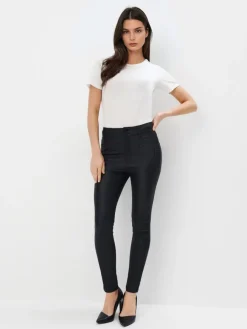 MOHITO Biały t-shirt z ozdobnymi elementami biau0142y Fashion