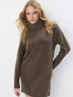 MOHITO Brązowa sukienka mini z golfem bru0105zowy Hot