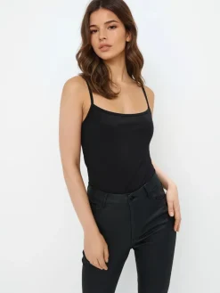 MOHITO top na wąskich ramiączkach czarny Fashion