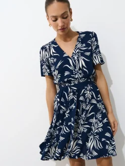MOHITO Granatowa sukienka mini z wiskozy granatowy Fashion