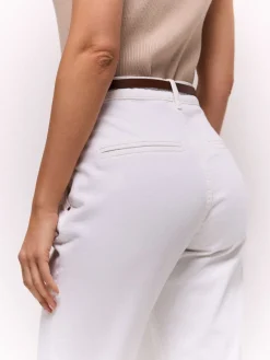 MOHITO Jeansy chino slim z paskiem biau0142y Fashion