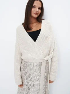 MOHITO Kopertowy sweter beu017cowy Sale