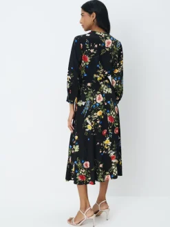 MOHITO Koszulowa sukienka midi z wiskozy czarny Fashion