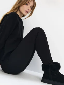 MOHITO Skórzane czarne buty śniegowce czarny Online