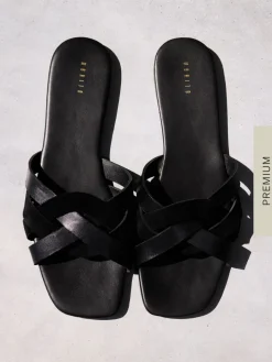 MOHITO Skórzane klapki czarny Fashion