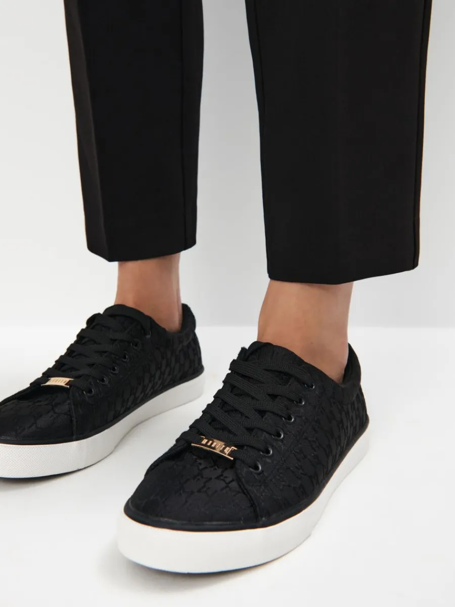 MOHITO Sneakersy czarny Fashion