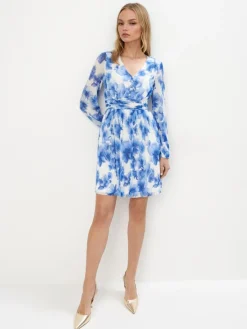 MOHITO Sukienka mini w kwiaty bu0142u0119kitny Best