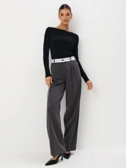 MOHITO Sweter basic czarny Sale