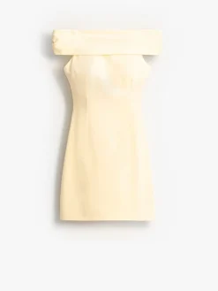 MOHITO Żółta sukienka mini z odkrytymi ramionami u017cu00f3u0142ty Best