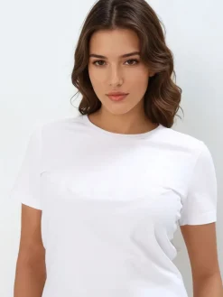 MOHITO T-shirt z cekinową aplikacją biau0142y Fashion