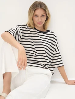 MOHITO T-shirt z grubej bawełny kremowy Fashion