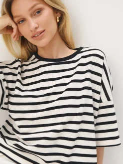 MOHITO T-shirt z grubej bawełny kremowy Fashion