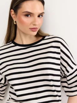 MOHITO T-shirt z grubej bawełny kremowy Fashion