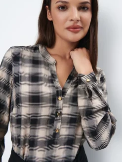 MOHITO Wiskozowa koszula w kratę czarny Fashion