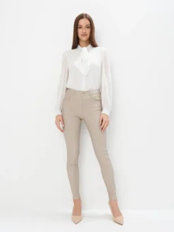 MOHITO Woskowane spodnie skinny beu017cowy Online