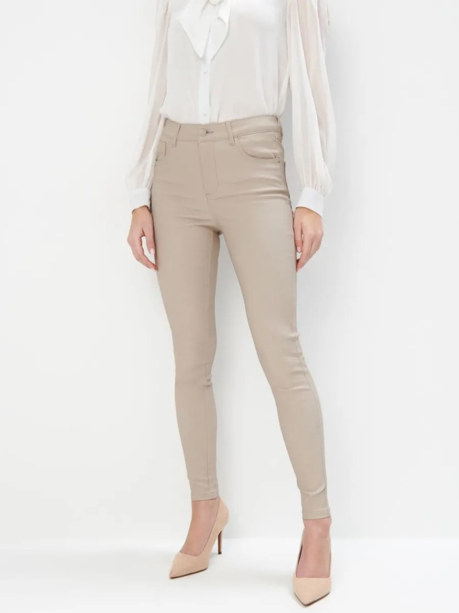 MOHITO Woskowane spodnie skinny beu017cowy Online