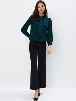 MOHITO Zielona bluzka z ozdobnym elementem ciemny zielony Fashion