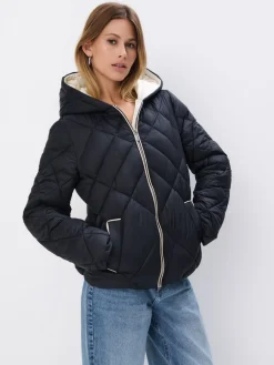 MOHITO Zimowa kurtka z kapturem czarny Fashion