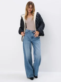 MOHITO Zimowa kurtka z kapturem czarny Fashion